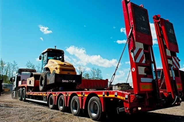 <span style="font-weight: bold;">Аренда низкорамного трала</span>